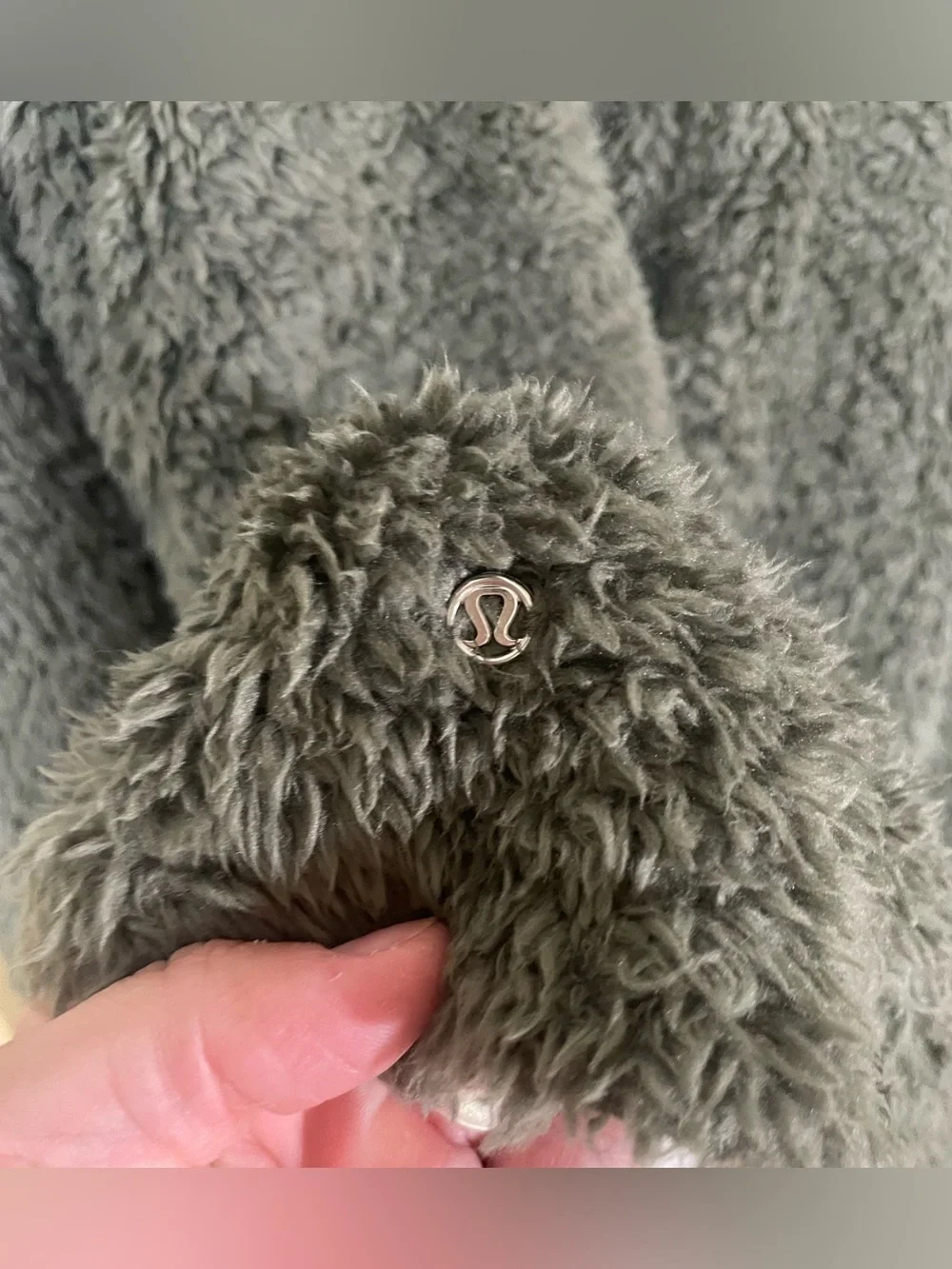 Lululemon Warm Restore Sherpa Pullover Women’s Medium Large Army Green Fleece